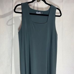 Sympli sleeveless tunic top